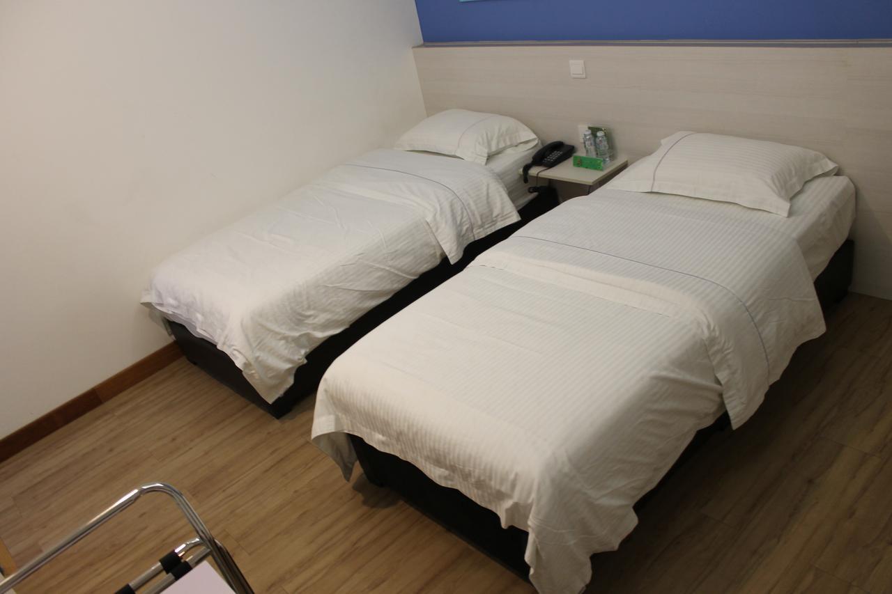 เอพลัส บูทีค โฮเต็ล Hotel เซอกินชัน ภายนอก รูปภาพ
