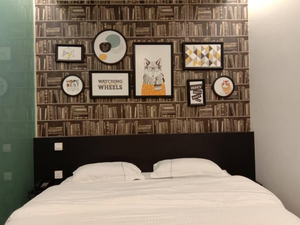เอพลัส บูทีค โฮเต็ล Hotel เซอกินชัน ภายนอก รูปภาพ